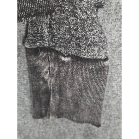 BKE Gilded Intent Distressed Cutout Cold Shoulder Hoodie Sweater Women's Size S - Picture 8 of 10